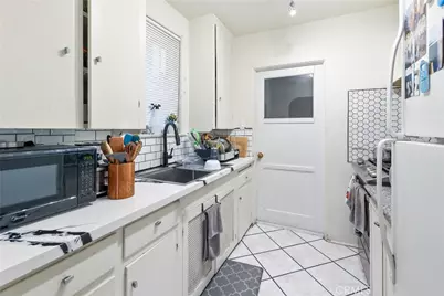 1580 Bradford, Pomona, CA 91767 - Photo 30