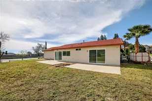 12490 Wolverine Cir, Moreno Valley, CA 92555 - Photo 10