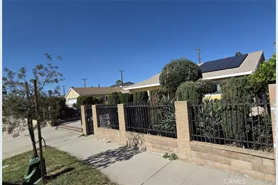 11223 Stagg, Los Angeles, CA 91352 - Photo 8