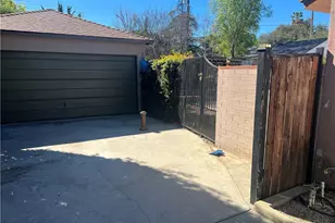 17250 Archwood, Van Nuys, CA 91406 - Photo 26