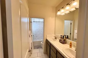 14206 Everton, Bakersfield, CA 93311 - Photo 6