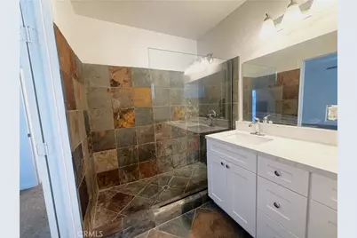 21047 Runnymede Street, Canoga Park, CA 91303 - Photo 14