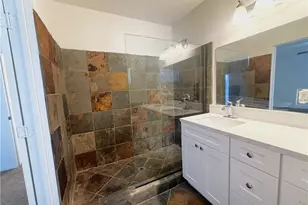 21047 Runnymede St, Canoga Park, CA 91303 - Photo 14