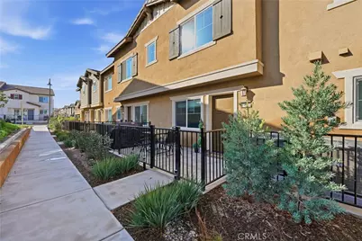19210 Ash Grove, Riverside, CA 92507 - Photo 2