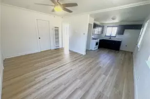 13463 Raven St, Sylmar, CA 91342 - Photo 4