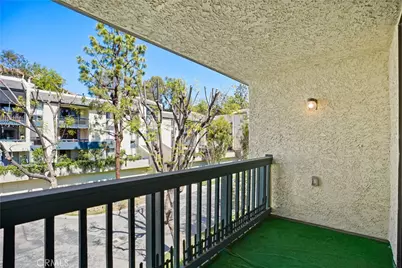 4041 Via Marisol #313, Los Angeles, CA 90042 - Photo 12