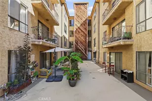 1735 N Fuller Ave, Los Angeles, CA 90046 - Photo 28