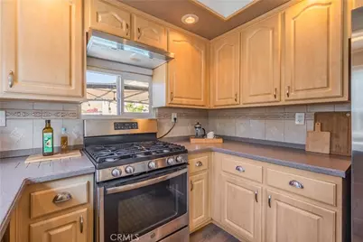 2410 S Sandpiper, Ontario, CA 91761 - Photo 14