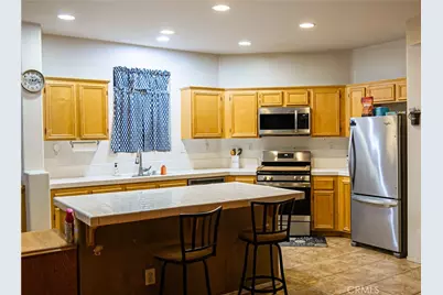 13687 Dellwood Road, Victorville, CA 92392 - Photo 10