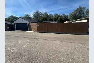 762 N Vallejo, Upland, CA 91786 - Photo 22