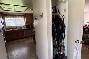 107 E Baseline, San Dimas, CA 91773 - Photo 30