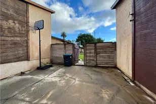 107 E Baseline, San Dimas, CA 91773 - Photo 48