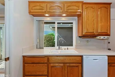 1631 Carmel, Upland, CA 91784 - Photo 14