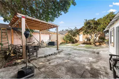 1218 W 69th, Los Angeles, CA 90044 - Photo 18