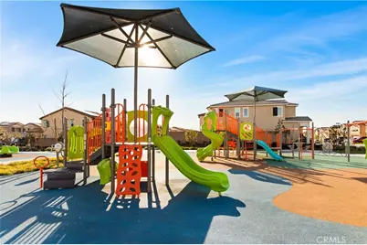 8476 Perada, Jurupa Valley, CA 92509 - Photo 38