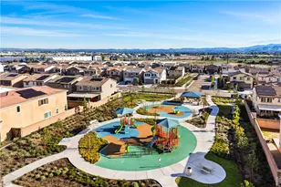 8476 Perada, Jurupa Valley, CA 92509 - Photo 38