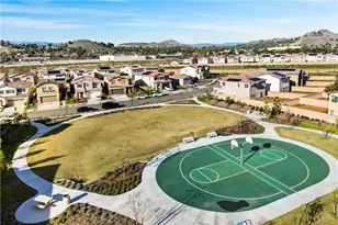 8476 Perada, Jurupa Valley, CA 92509 - Photo 40