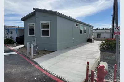 3030 Oceanside Boulevard #10, Oceanside, CA 92054 - Photo 4