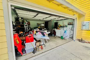 812 E 8th St, Long Beach, CA 90813 - Photo 22