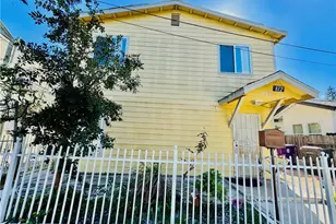 812 E 8th St, Long Beach, CA 90813 - Photo 2