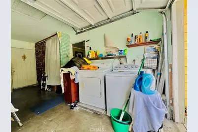 812 E 8th Street, Long Beach, CA 90813 - Photo 28