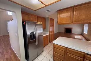 4546 Grandview Dr, Palmdale, CA 93551 - Photo 8