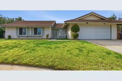 15 Naomi, Redlands, CA 92374 - Photo 2