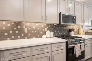 35330 Mayapple Ct, Murrieta, CA 92563 - Photo 14