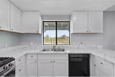 16124 Palm Street, Hesperia, CA 92345 - Photo 12