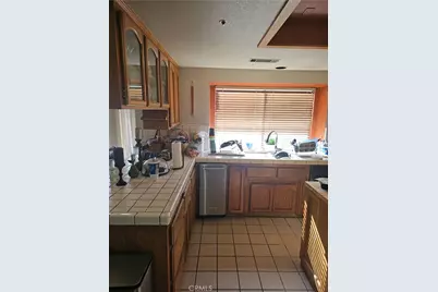 18141 Country Glen Lane, Victorville, CA 92395 - Photo 4