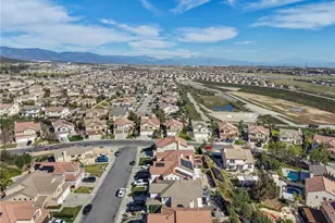 14927 Sydney Ave, Fontana, CA 92336 - Photo 38