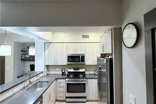 24585 Town Center Dr, Valencia, CA 91355 - Photo 10