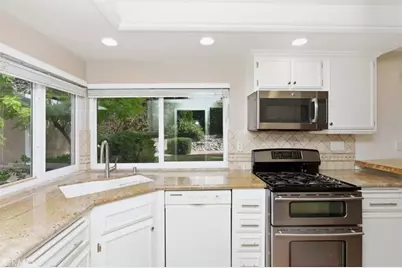 366 Andover Drive, Claremont, CA 91711 - Photo 22