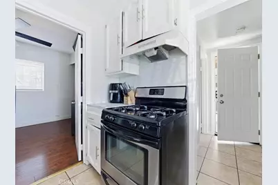 708 S Eastern Avenue, Los Angeles, CA 90022 - Photo 38