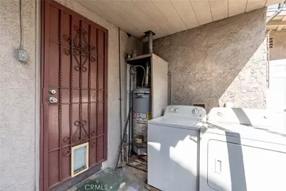 3960 Brighton, Los Angeles, CA 90062 - Photo 14