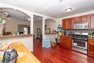 3960 Brighton, Los Angeles, CA 90062 - Photo 6