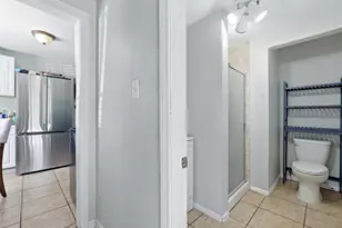 708 S Eastern Ave, Los Angeles, CA 90022 - Photo 42