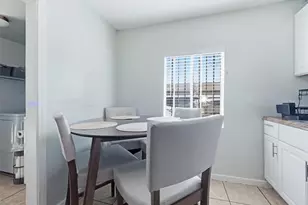 708 S Eastern Ave, Los Angeles, CA 90022 - Photo 40