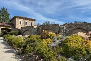 3374 Crosspointe Ct, Simi Valley, CA 93065 - Photo 54