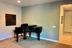 3374 Crosspointe Ct, Simi Valley, CA 93065 - Photo 12