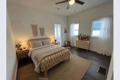 1334 S Berendo Street, Los Angeles, CA 90006 - Photo 12