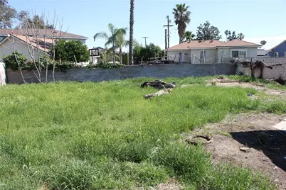 9813 Oleander, Fontana, CA 92335 - Photo 12