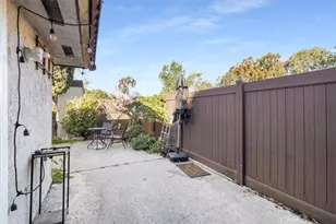 1425 N Parkhaven, Anaheim, CA 92801 - Photo 36