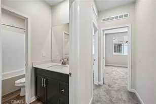 9821 Crossbay Loop, Jurupa Valley, CA 92509 - Photo 34