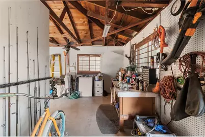 10180 Redwood, Fontana, CA 92335 - Photo 36