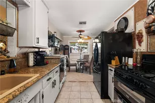 10180 Redwood, Fontana, CA 92335 - Photo 14