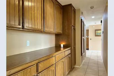 18143 Kalin Ranch, Victorville, CA 92395 - Photo 16