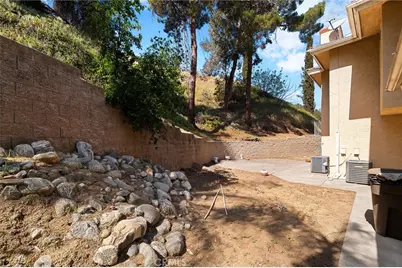 1677 Laurelwood Avenue, Colton, CA 92324 - Photo 44