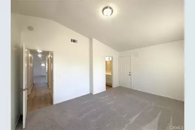 807 E Etiwanda Avenue, Rialto, CA 92376 - Photo 10