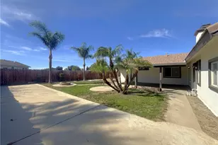 807 E Etiwanda Ave, Rialto, CA 92376 - Photo 18